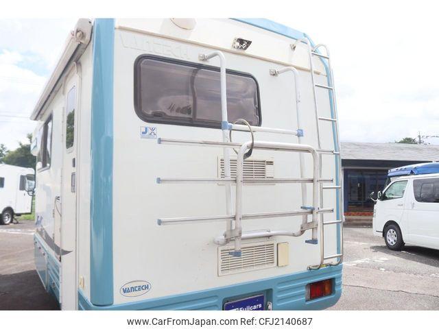 Isuzu Elf Truck 2000 thumbnail 57