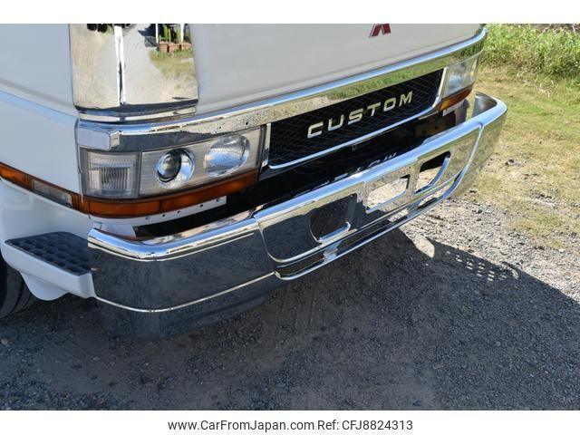 Mitsubishi Fuso Canter 1997 thumbnail 28