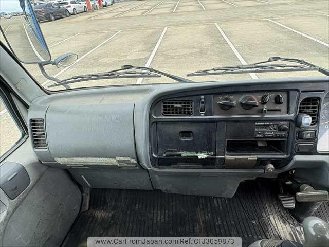 Mitsubishi Fuso Canter 2000 thumbnail 21