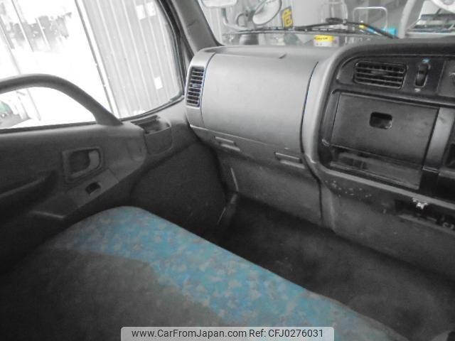 Mitsubishi Fuso Canter 2001 thumbnail 15