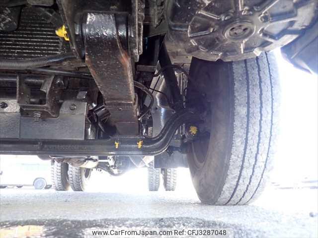 Mitsubishi Fuso Canter 1997 thumbnail 51