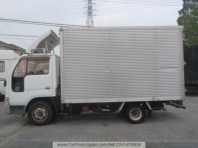 Isuzu Elf Truck 2001 thumbnail 16