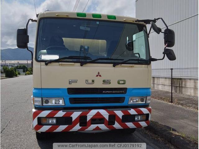 Mitsubishi Fuso Super Great 2000 thumbnail 2