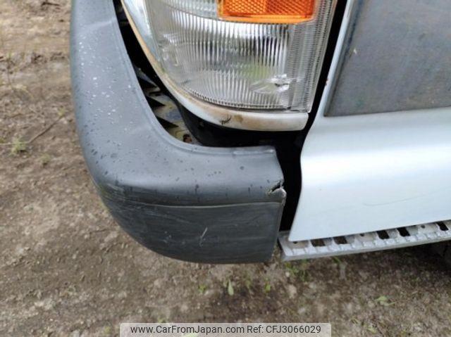 Isuzu Elf Truck 1997 thumbnail 16