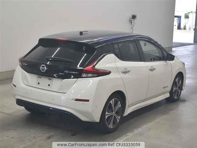 Nissan Leaf thumbnail 6