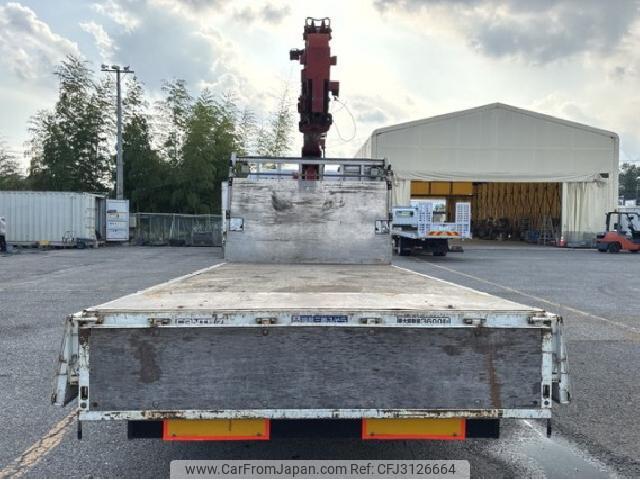 Mitsubishi Fuso Canter 2000 thumbnail 16