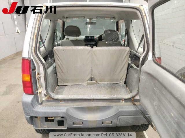 Suzuki Jimny 2001 thumbnail 7