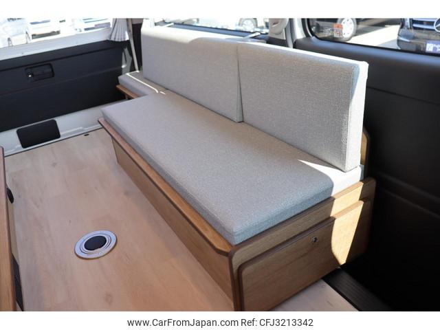Toyota Hiace Wagon thumbnail 28