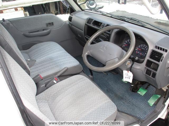 Mitsubishi Delica Truck 2001 thumbnail 17