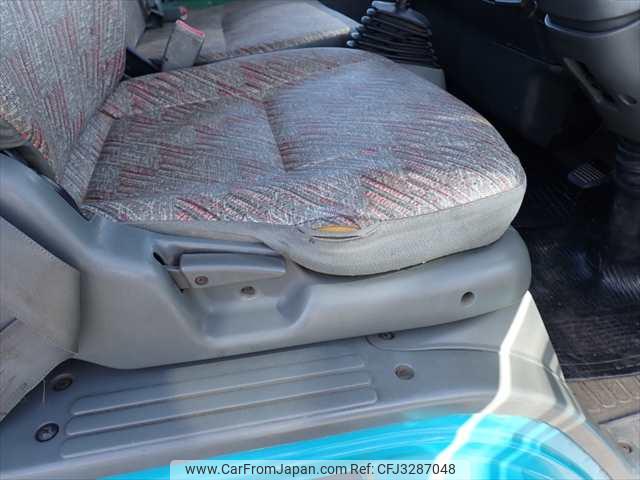 Mitsubishi Fuso Canter 1997 thumbnail 26