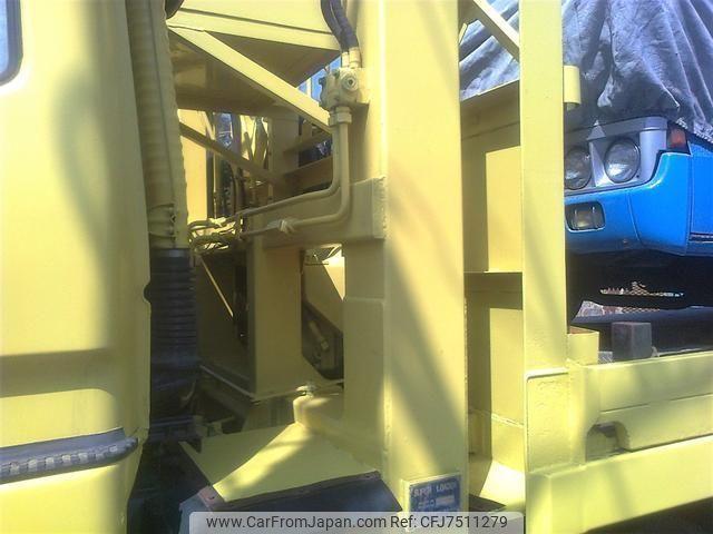 Mitsubishi Fuso The Great 1989 thumbnail 9