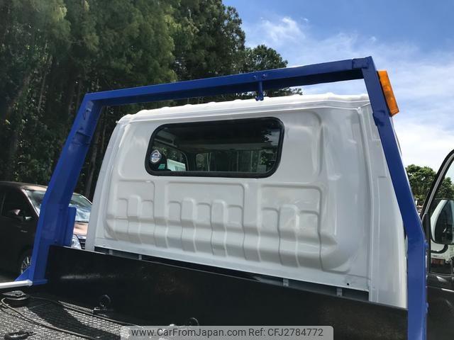 Isuzu Elf Truck 1999 thumbnail 23