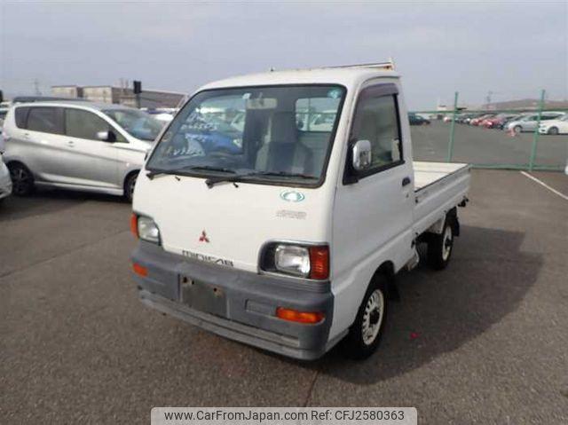 Mitsubishi Minicab Truck 1997 thumbnail 2