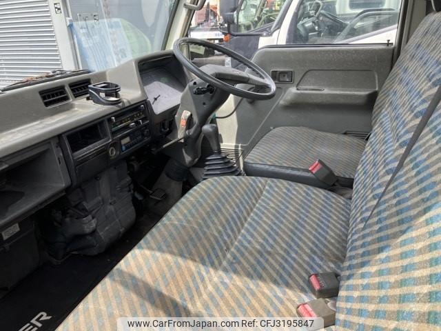 Mitsubishi Fuso Canter 1990 thumbnail 17