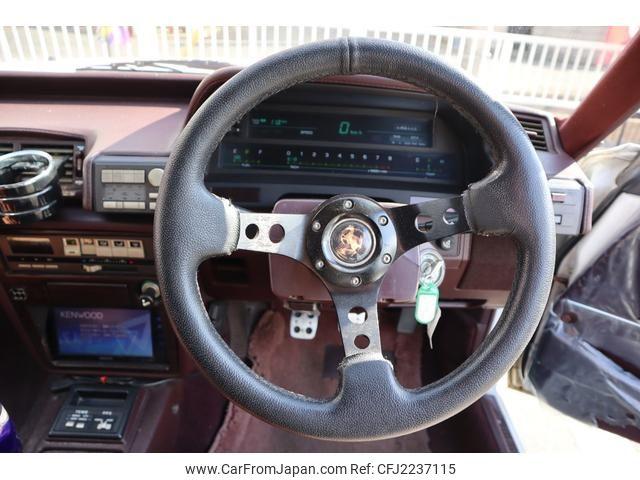 Toyota Mark II 1985 thumbnail 32