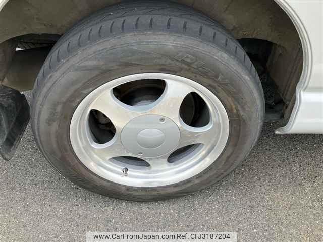Toyota Hiace Regius thumbnail 10