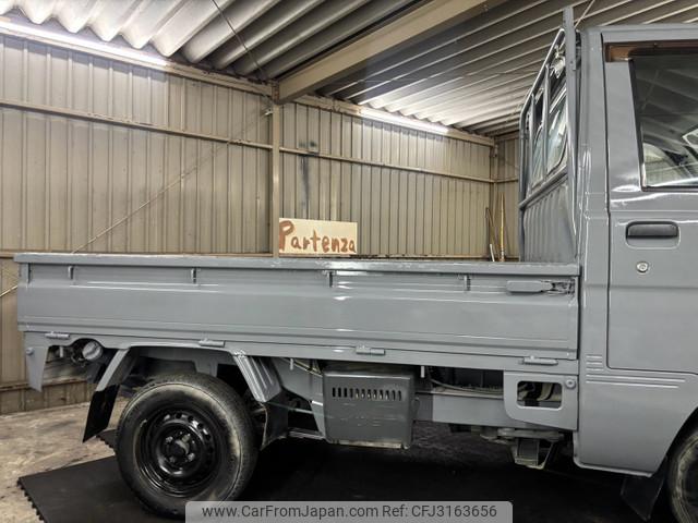 Daihatsu Hijet Truck 2000 thumbnail 15