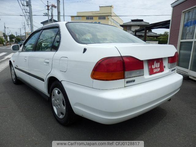 Isuzu Gemini 2000 thumbnail 4