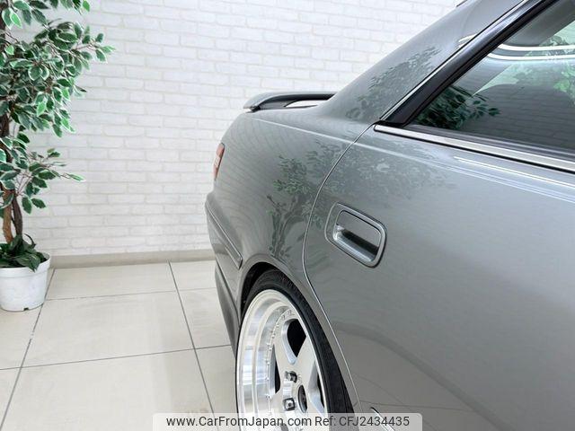 Toyota Mark II 1997 thumbnail 36