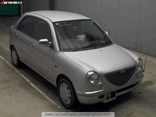 Daihatsu Opti 2000