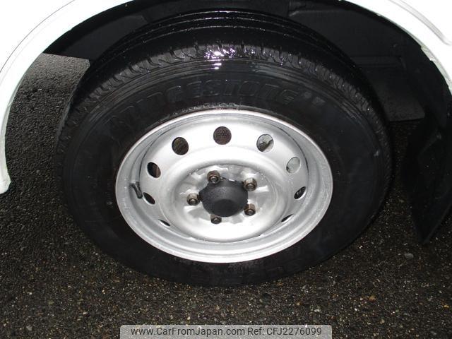 Mitsubishi Delica Truck 2001 thumbnail 38