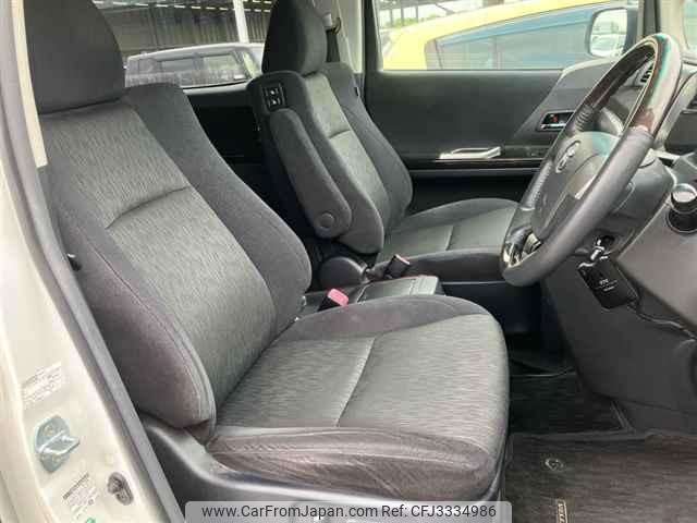Toyota Vellfire thumbnail 8