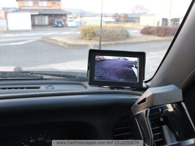 Isuzu Bighorn 2000 thumbnail 9