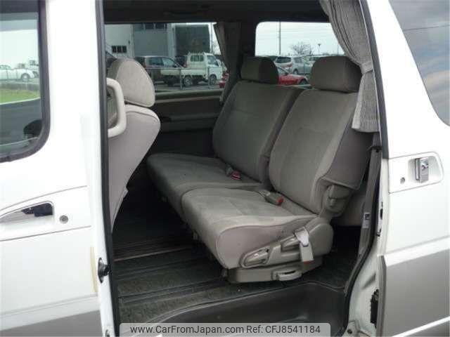 Nissan Elgrand 2001 thumbnail 7