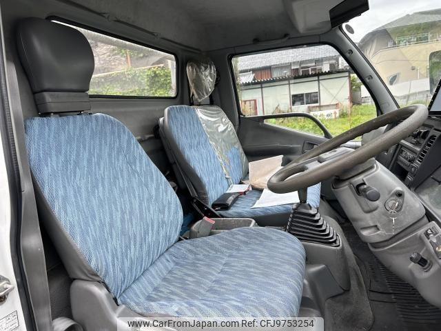 Mitsubishi Fuso Canter 1994 thumbnail 4