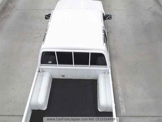 Nissan Datsun Pickup thumbnail 11