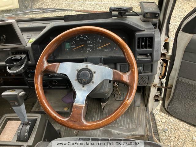 Mitsubishi Delica Truck 1998 thumbnail 14