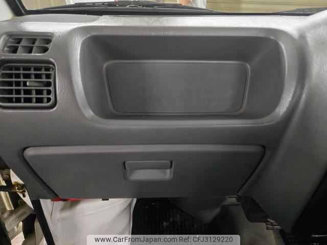Suzuki Carry Truck 2000 thumbnail 31