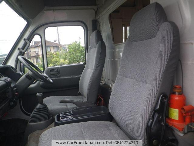 Isuzu Elf Ut 1999 thumbnail 5