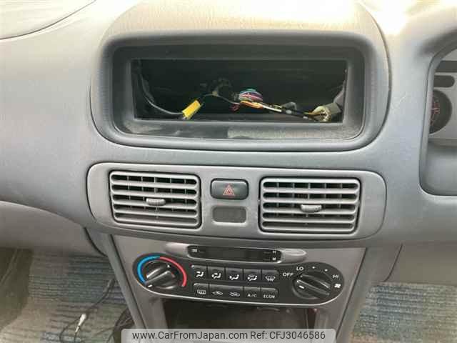 Toyota Sprinter Sedan thumbnail 7
