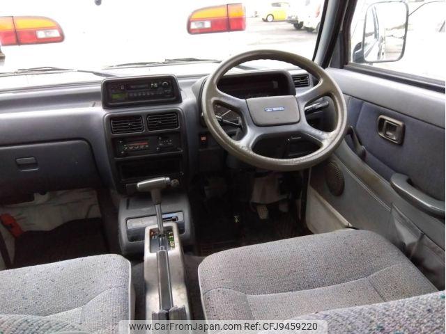 Daihatsu Atrai 1993 thumbnail 3