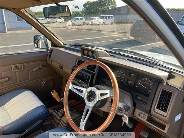 Nissan Datsun Pickup thumbnail 4