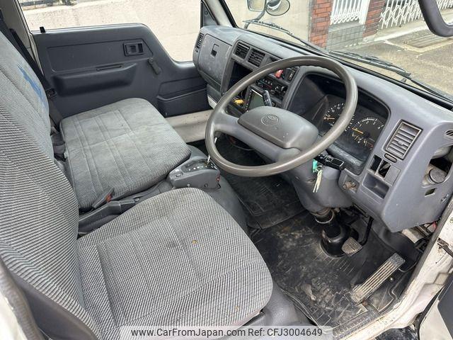 Toyota Hiace Truck 1997 thumbnail 10