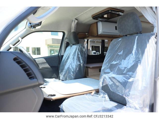 Toyota Hiace Wagon thumbnail 69