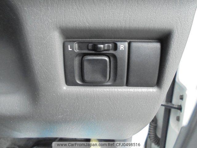 Suzuki Jimny 2001 thumbnail 18