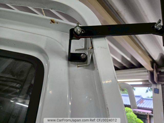Suzuki Carry Truck 1993 thumbnail 26