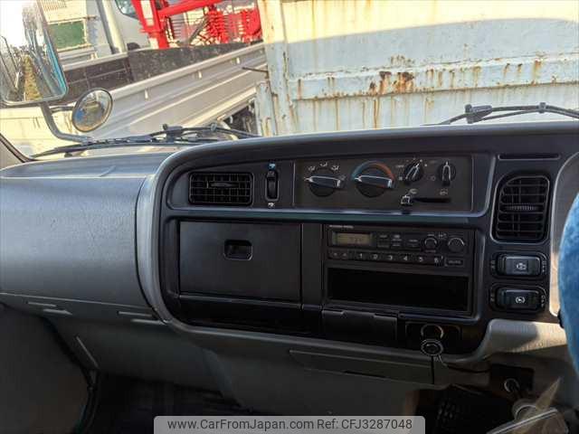 Mitsubishi Fuso Canter 1997 thumbnail 16