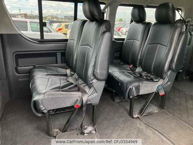 Toyota Hiace Wagon thumbnail 9