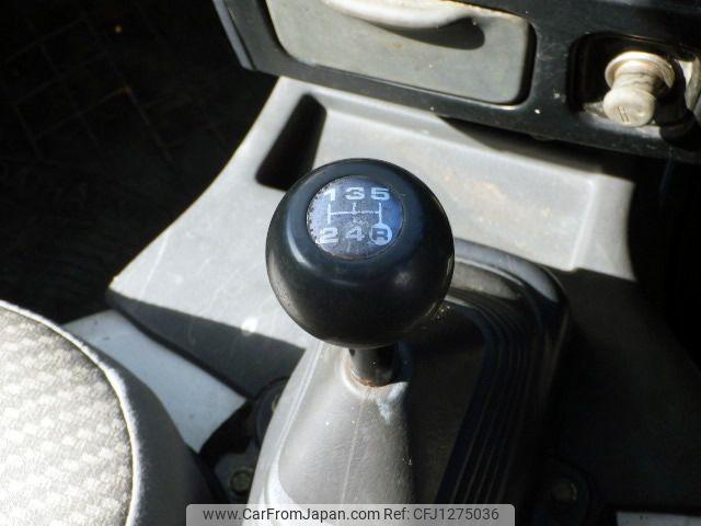 Daihatsu Hijet Truck 2000 thumbnail 14