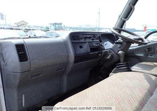 Mitsubishi Fuso Canter 1998 thumbnail 18