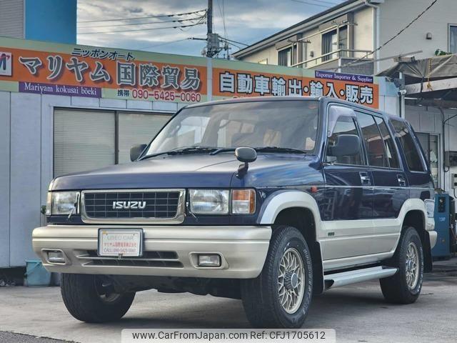 Isuzu Bighorn 1998