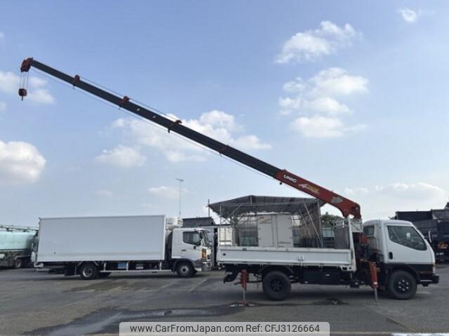 Mitsubishi Fuso Canter 2000 thumbnail 13
