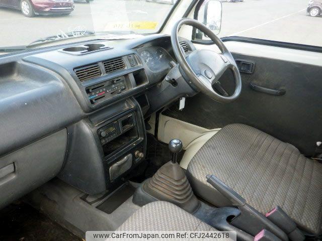 Daihatsu Hijet Truck 2000 thumbnail 11