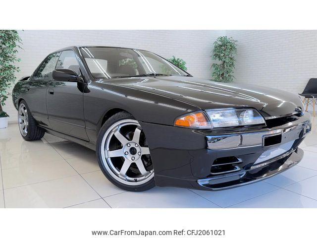 Nissan Skyline 1990