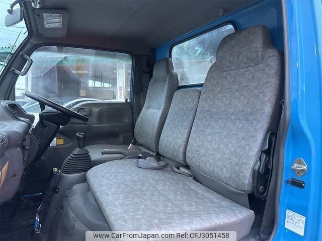 Isuzu Elf Truck 2001 thumbnail 35