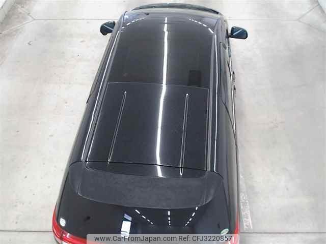 Toyota Estima Hybrid thumbnail 12